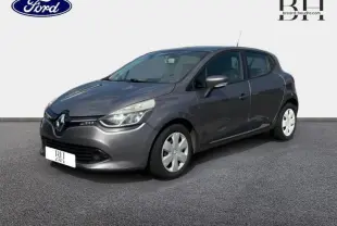 Renault Clio gris Cassiopée vue 3/4 avant droit sur fond neutre avec jantes acier et logo Renault visible.