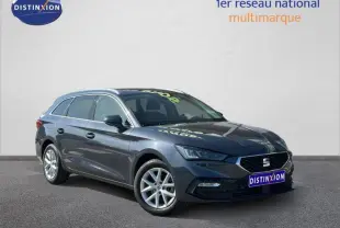 SEAT LEON ST 2.0 TDI 115ch STYLE XL gris magnétique métallisé, vue 3/4 avant droit sur fond neutre.