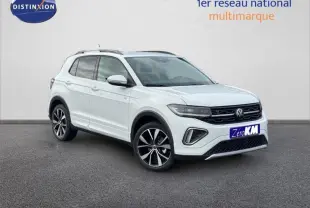 Volkswagen T-Cross 1.0 TSI R-Line blanc pur en 3/4 avant droit avec jantes alliage et calandre noire.