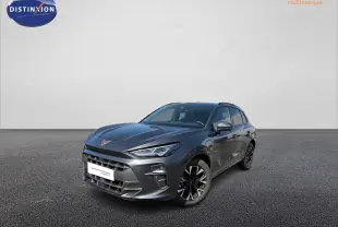 CUPRA Terramar gris en 3/4 avant droit, avec jantes 18'' anthracites et signature lumineuse Tri-LED.