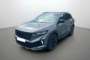 Renault Austral New 200 Esprit Alpine gris schiste en 3/4 avant droit avec jantes alu noires et toit panoramique.