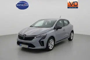 Renault Clio V Blue dCi 100 ch gris vue 3/4 avant droit avec calandre noire et phares LED fins.