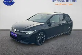 Volkswagen Golf 1.5 etsi evo2 150 R-Line noir vue 3/4 avant avec jantes alu distinctives.